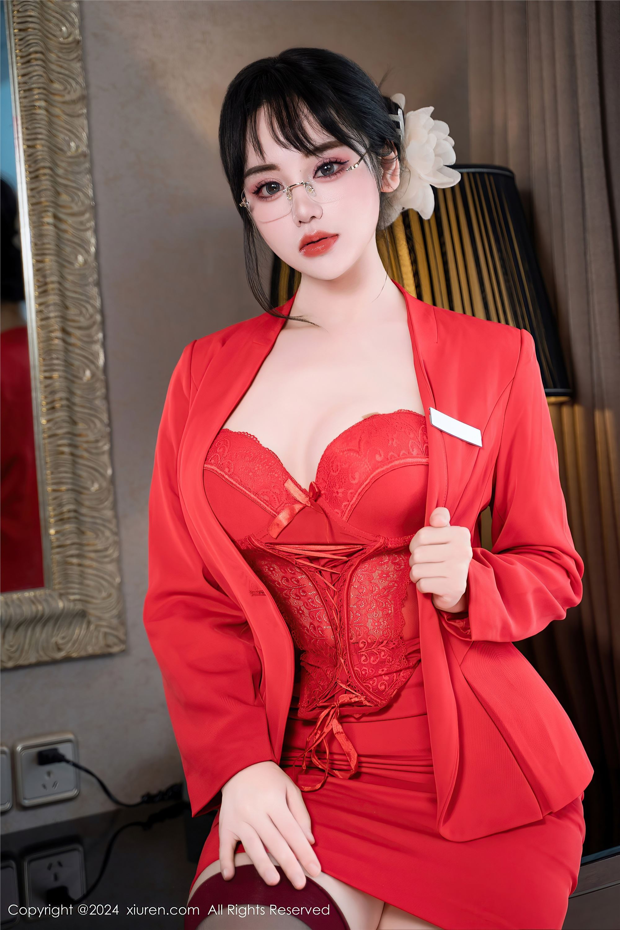 Xiuren秀人网 2024.04.09 NO.8360 汐汐爱吃草莓